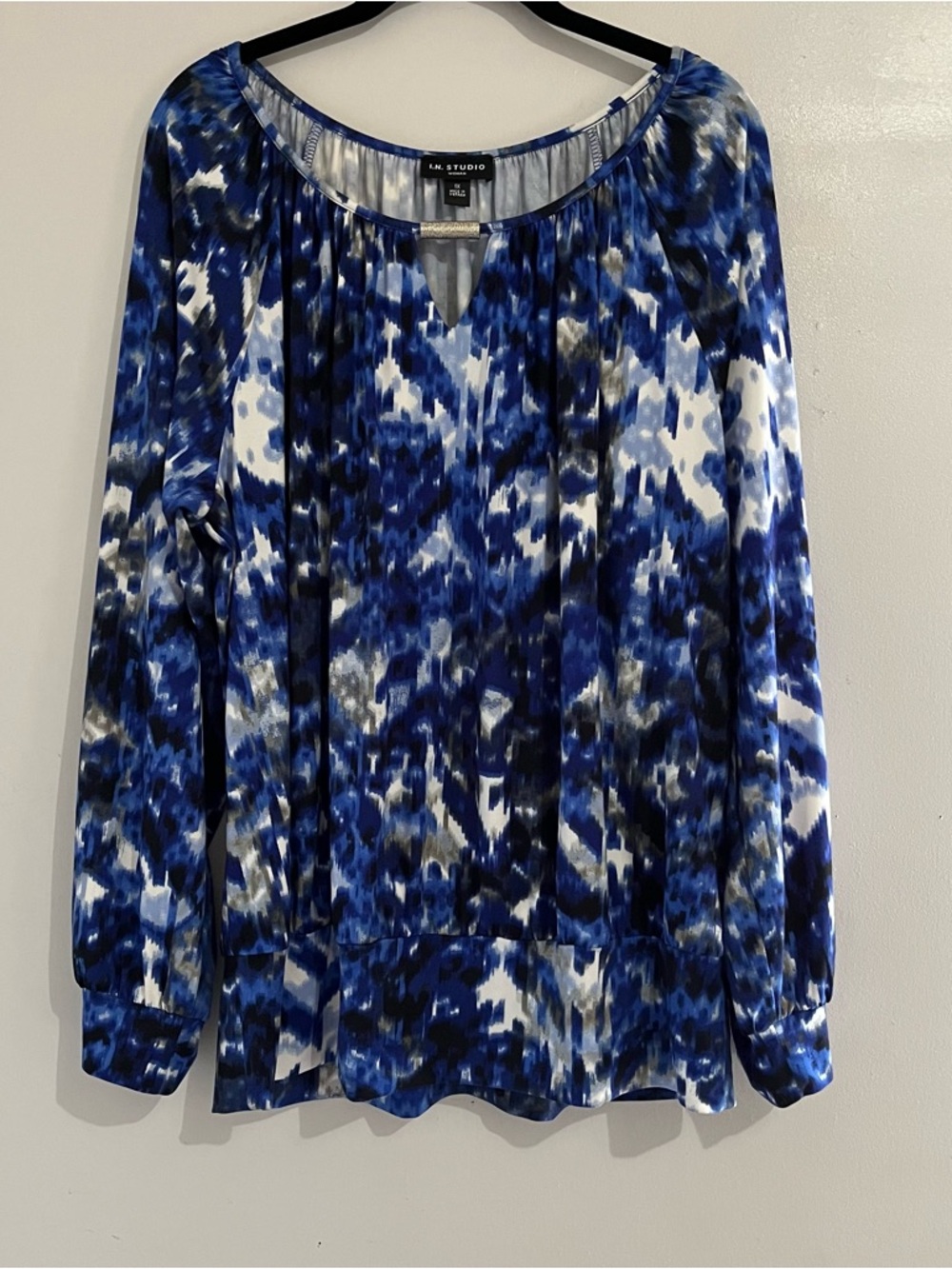 Blue Patterned Long-Sleeve Peasant Top IN Studio 1X Women’s